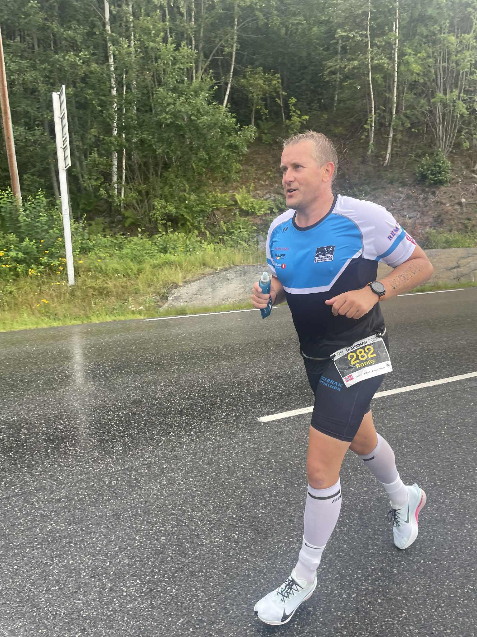Ronny Johnsen løper under Norseman Xtreme Triathlon 2025